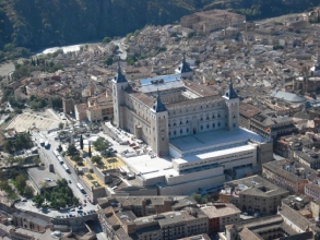  Vista aérea de la sede del Museo del Ejército, en el Alcázar de Toledo.