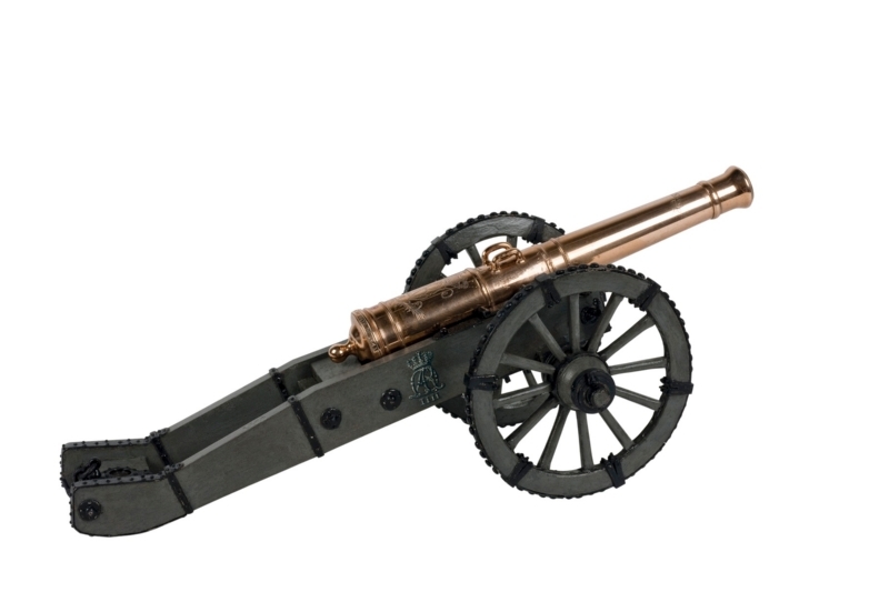 Modelo de cañón Maturana de bronce, de a 16 libras.
